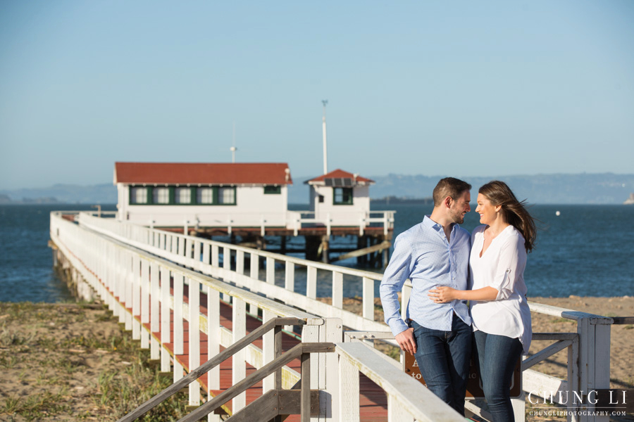 san francisco golden gate bridge crissy field engagement wedding photographer